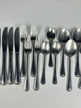 Cuisinart Tuscan 15 Pc 18/10 Stainless Steel Bead Pattern Silver Flatware Set